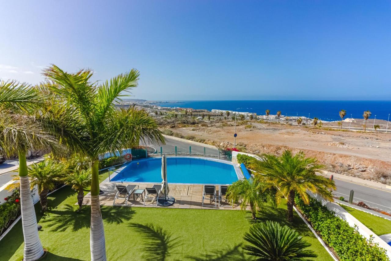 Eleonora, Luxury With Heated Pool Ocean View In Adeje, Tenerife Vil·la *